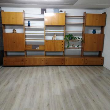 Vintage XXL modulair wandsysteem teak beschikbaar voor biedingen