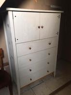 Kast, Ophalen, 100 tot 150 cm, 50 tot 100 cm, 3 of 4 laden