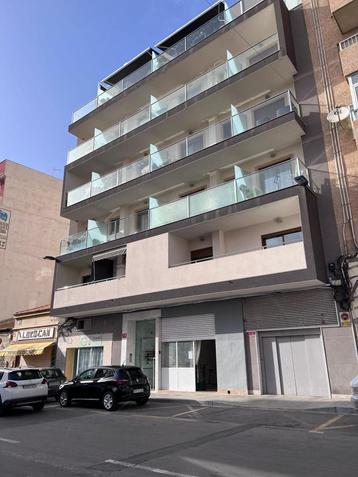 Modern appartement te koop met parkeerplaats /  Torrevieja