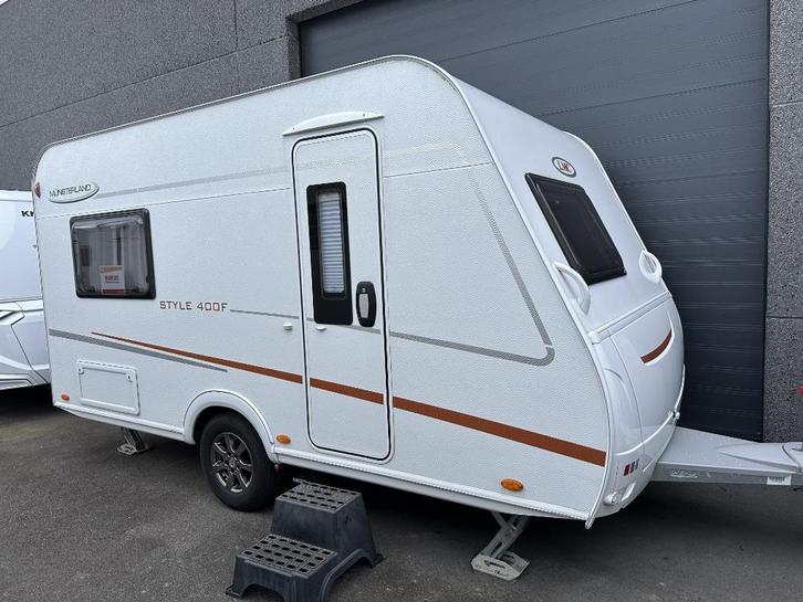 LMC Style 400F, Caravans en Kamperen, Caravans, Particulier, tot en met 2, 750 - 1000 kg, Treinzit, LMC en Münsterland, Dwarsbed