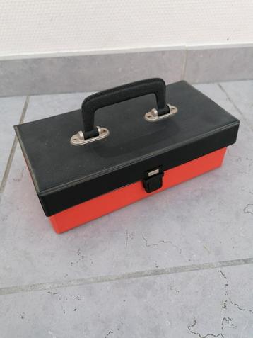 BOÎTE DE RANGEMENT À CASSETTE VINTAGE