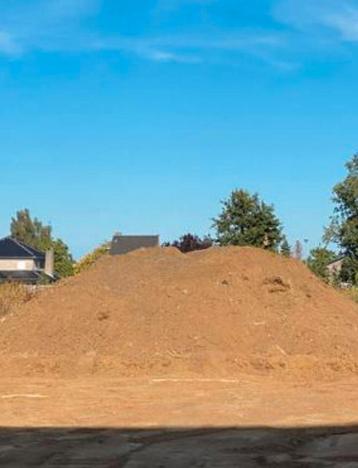 Zavel grond gratis te verkrijgen. Eerste week van juli.  beschikbaar voor biedingen