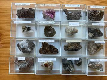 Verzamelin mineralen - 16 stuks