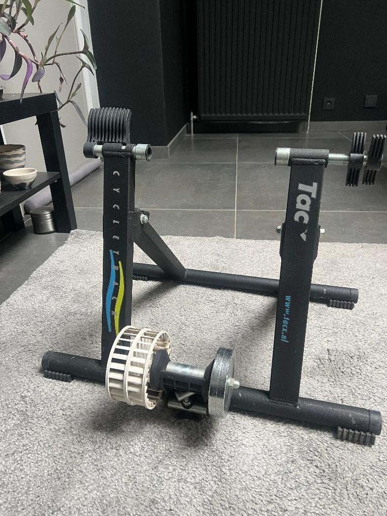 Home trainer pour vélo, Sports & Fitness, Cyclisme, Utilisé, Autres types, Enlèvement
