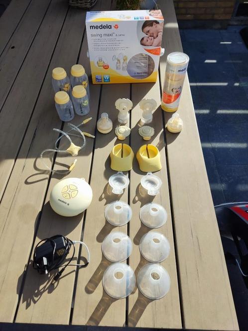 Medela swing maxi dubbele elektrische borstkolf, Kinderen en Baby's, Babyvoeding en Toebehoren, Gebruikt, Borstkolf, Ophalen