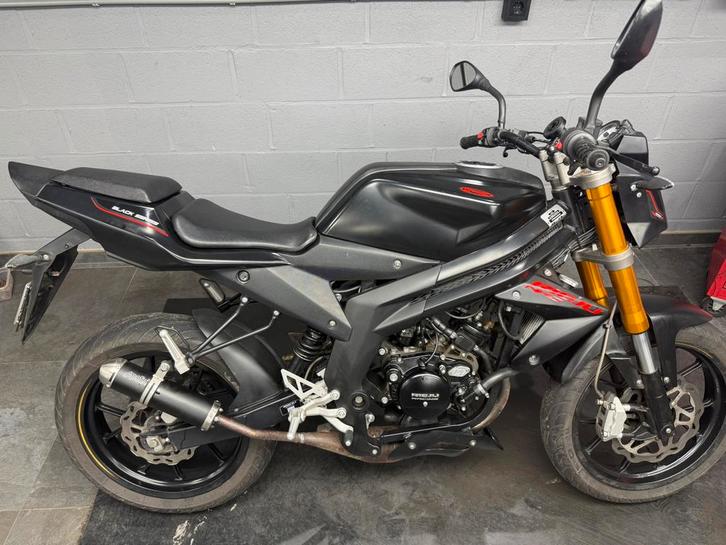 Rieju RS3 NKD 50cc 2T, Fietsen en Brommers, Brommeronderdelen | Algemeen, Zo goed als nieuw, Overige typen, Ophalen