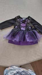 Halloween babykleedje, Ophalen