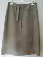 Jupe kaki avec fente à l’avant T 40, Kleding | Dames, Rokken, Maat 38/40 (M), Sans marque, Ophalen of Verzenden, Gedragen