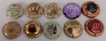 champagne capsules (lot 8)