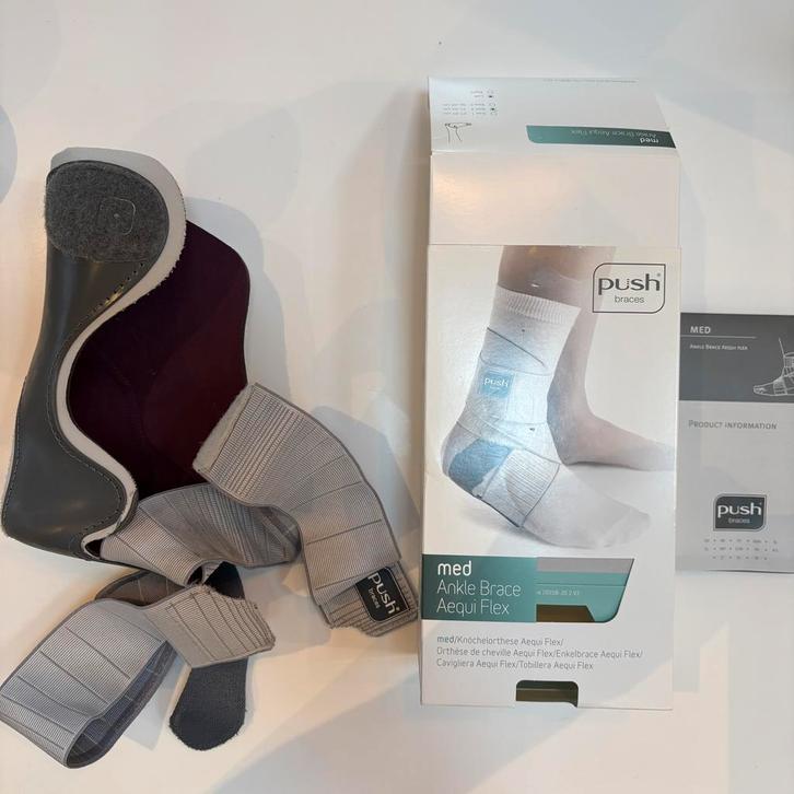 Aequi flex linker enkelbrace maat 2, Diversen, Braces, Zo goed als nieuw, Ophalen of Verzenden