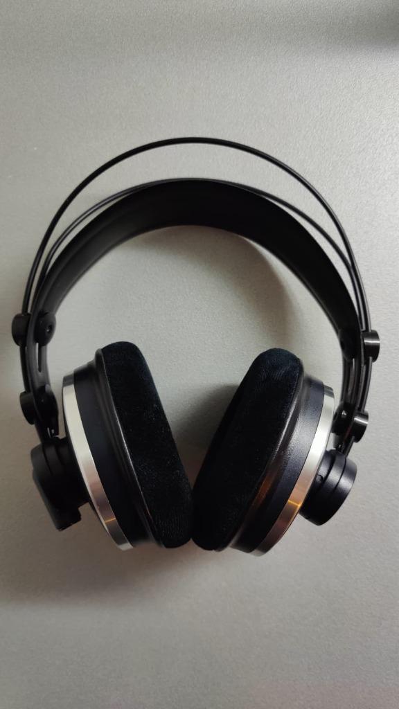 AKG K271 MKII + câble amovible + nouveaux oreillettes, Audio, Tv en Foto, Hoofdtelefoons, Zo goed als nieuw, Over oor (circumaural)