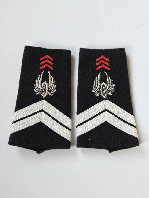 Fourreaux d'Épaule Sergent Du Train., Verzamelen, Militaria | Algemeen, Ophalen of Verzenden