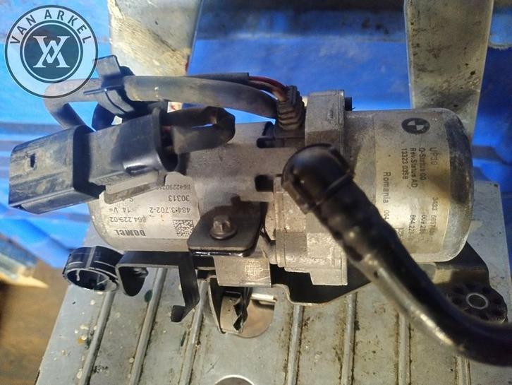 bmw f01 f02 f10 f30 hybride vacuüm pomp 6857404, Auto-onderdelen, Motor en Toebehoren, BMW, Gebruikt, Ophalen of Verzenden