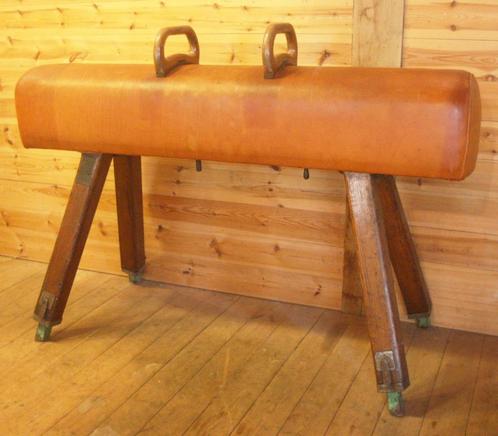 Zeldzaam Professioneel Paard / Turnpaard Uit Jaren 40, Sport en Fitness, Turnen, Zo goed als nieuw, Materiaal, Bruin, Ophalen