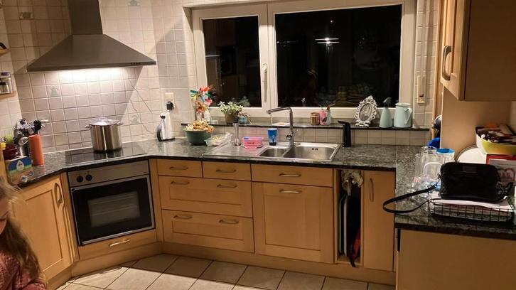 Keuken met arduinen werkblad, Huis en Inrichting, Keuken | Complete keukens, Ophalen