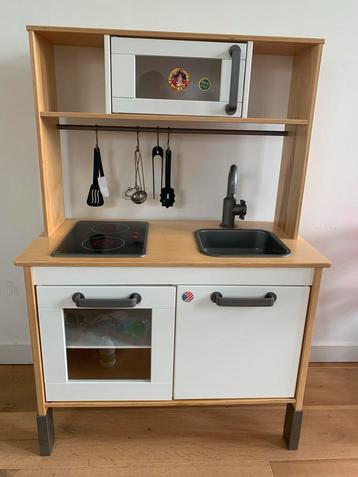Ikea keuken met attributen, Kinderen en Baby's, Speelgoed | Speelkeukens, Ophalen, Zo goed als nieuw, Hout, Speelkeuken