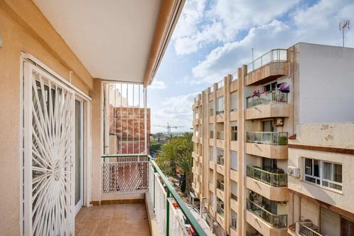 Ruim appartement bij de haven,strand,en promenade,Torrevieja, Immo, Buitenland, Spanje, Appartement, Stad