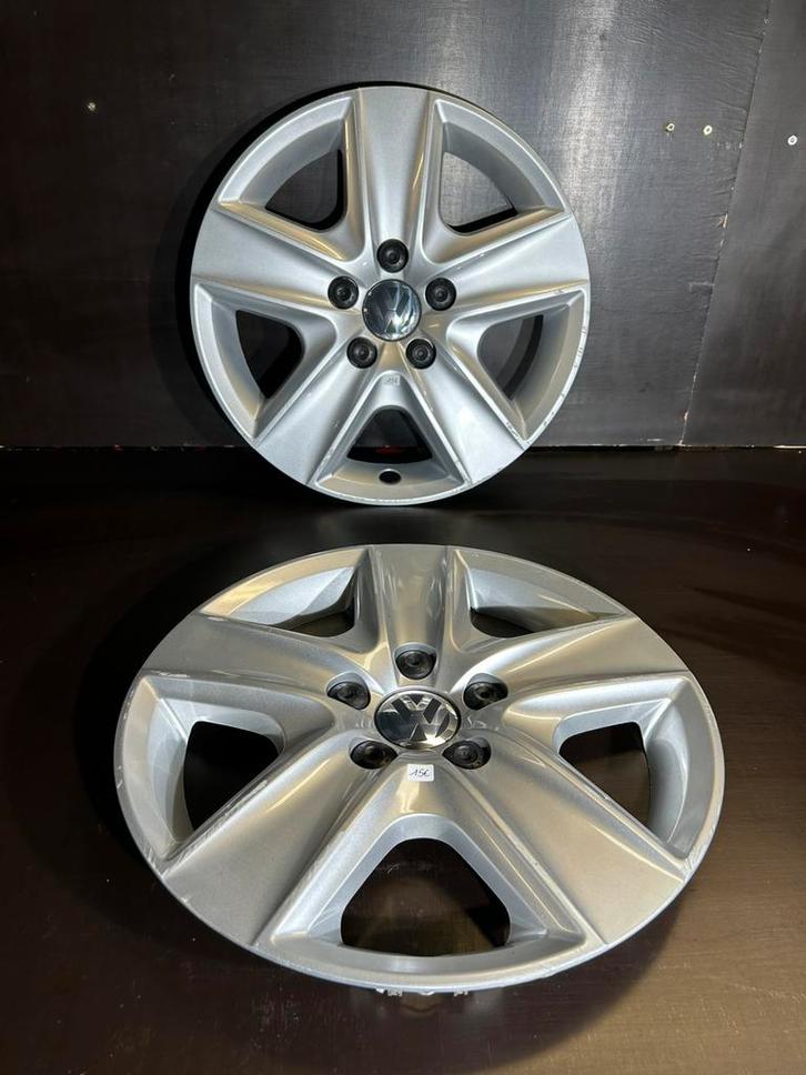 2 originele VW Golf 6 16" wieldoppen, Auto diversen, Wieldoppen, Gebruikt, Ophalen of Verzenden