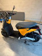Piaggio 1 electrische klasse b, Fietsen en Brommers, Snorfietsen en Snorscooters, Ophalen, Zo goed als nieuw, Piaggio