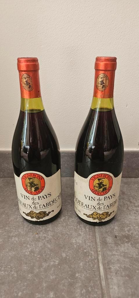2 flessen Vignerons Ardéchois – Vin de Pays des Coteaux de l, Verzamelen, Wijnen, Rode wijn, Frankrijk, Ophalen of Verzenden