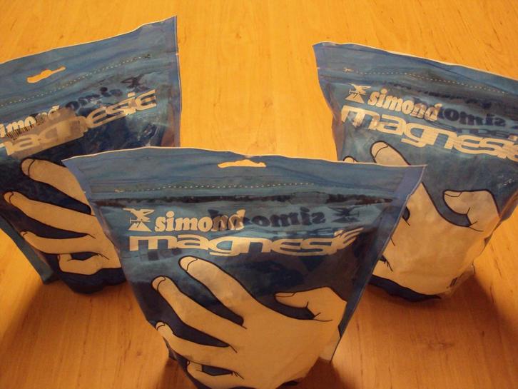 SIMOND Magnesium voor klimmers 200 g (3 stuks), Sport en Fitness, Overige Sport en Fitness, Ophalen of Verzenden