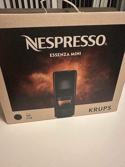 Nespresso Essenza Mini Krups, Elektronische apparatuur, Koffiezetapparaten, Zo goed als nieuw, Ophalen