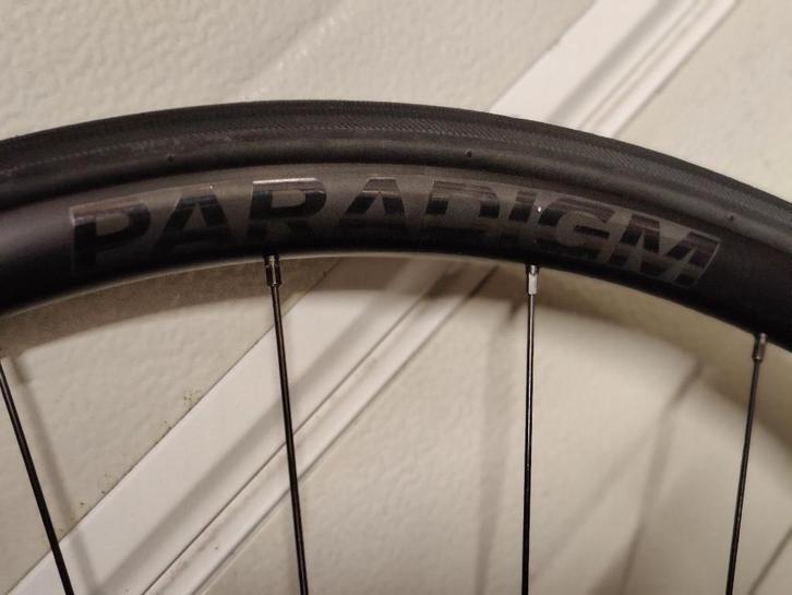 BONTRAGER PARADIGM TLR23 28" WIELEN RACEFIETS - NIEUW, Fietsen en Brommers, Fietsonderdelen, Nieuw, Racefiets, Wiel, Ophalen