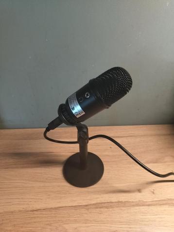 Perfecte staat microfoon beschikbaar voor biedingen