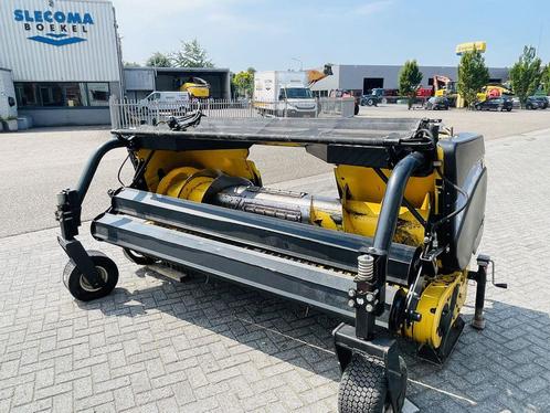 New Holland 273 FP 2008, Zakelijke goederen, Landbouw | Werktuigen, Akkerbouw, Oogstmachine