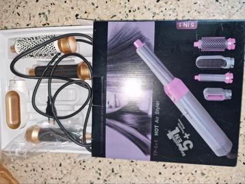 Hair Air styler. 10€  beschikbaar voor biedingen