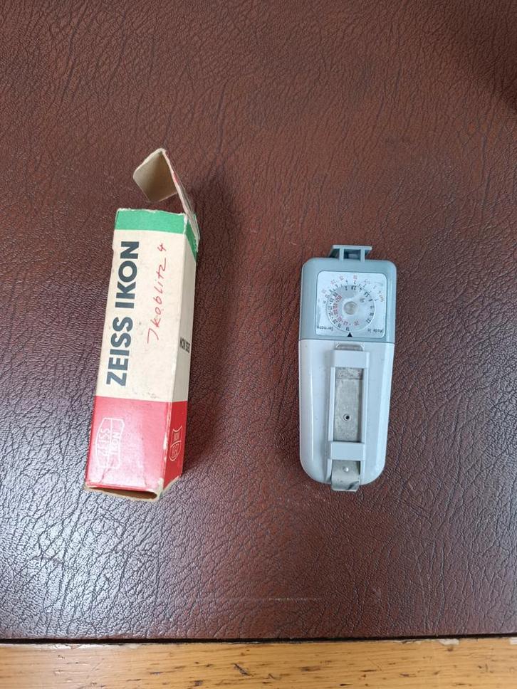Zeiss Ikon Ikoblitz 4, Antiquités & Art, Antiquités | TV & Hi-Fi, Enlèvement ou Envoi