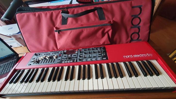 Electro Nord 5 D -  1000 EURO, Musique & Instruments, Claviers, Utilisé, 61 touches, Autres marques, Sensitif, Connexion MIDI