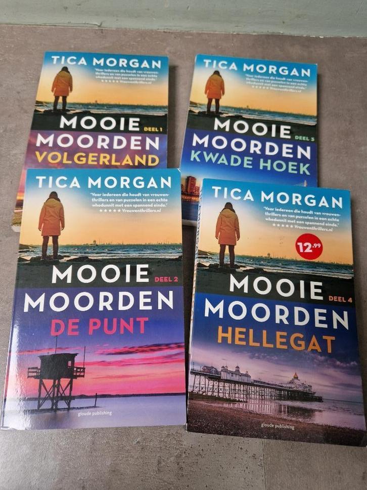 Boeken serie Mooie Moorden, Boeken, Thrillers, Gelezen, Nederland, Ophalen