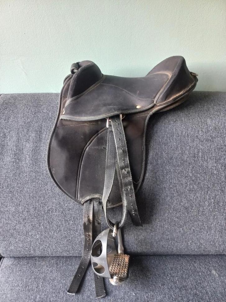 Shetland pinokkio zadel Met veiligheidsbeugels, Dieren en Toebehoren, Paarden en Pony's | Zadels, Gebruikt, Recreatie, Ophalen of Verzenden