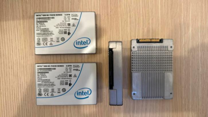 2stuks  Intel ssd dc p4510 series 2.0TB, Computers en Software, Harde schijven, Zo goed als nieuw, SSD, Ophalen of Verzenden