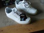 schoenen met lichtjes raffie, Neuf, Garçon ou Fille, Enlèvement, Chaussures