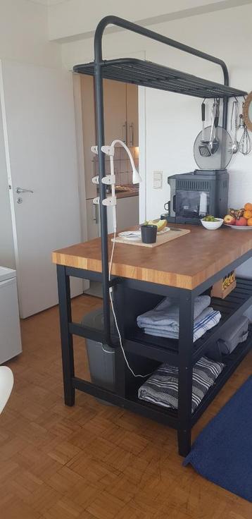 Îlot de cuisine IKEA à vendre (design VADHOLMA) beschikbaar voor biedingen