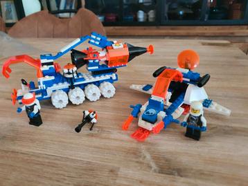 Vintage lego space sets  beschikbaar voor biedingen