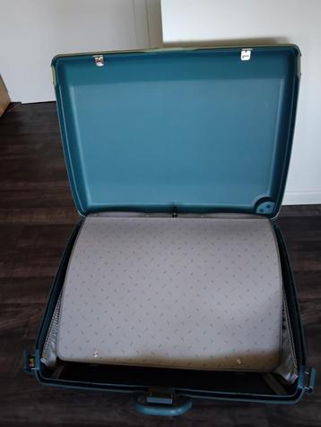Valies, Handtassen en Accessoires, Tassen | Reistassen en Weekendtassen, 30 cm of meer, Zo goed als nieuw, 60 tot 80 cm, Groen