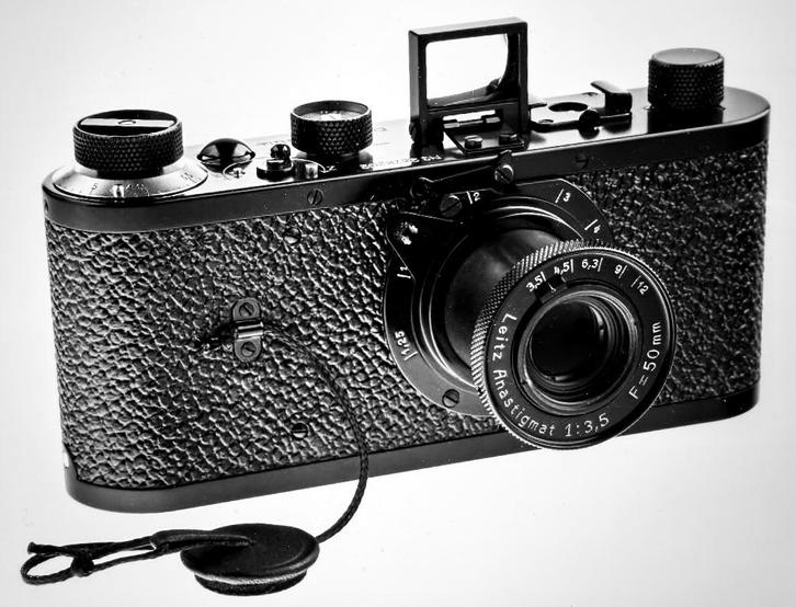 LEICA 0-SERIES 10500 REPLICA EDITION BLACK PAINT, Audio, Tv en Foto, Fotocamera's Analoog, Zo goed als nieuw, Leica, Ophalen of Verzenden