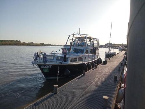 1974 Altena Cruiser, Watersport en Boten, Vis- en Consoleboten, Gebruikt, 30 tot 50 pk, 3 tot 6 meter, Diesel, Binnenboordmotor