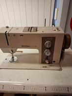 Industriële naaimachine bernina, met bijhorende tafel, Hobby en Vrije tijd, Ophalen, Gebruikt, Bernina, Naaimachine