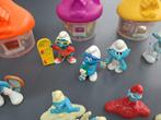 Mooi lot smurfen diverse grootte en met huisjes, Verzamelen, Smurfen, Ophalen of Verzenden, Zo goed als nieuw, Verschillende Smurfen