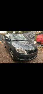 Skoda fabia 2011 210dkm zo menemen, Auto's, Skoda, Particulier, Fabia, Te koop, Benzine