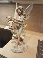 Groot engelen beeld., Enlèvement