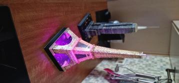 2 Puzzles 3D lumineux ( Tour Eiffel et Empire State Building beschikbaar voor biedingen