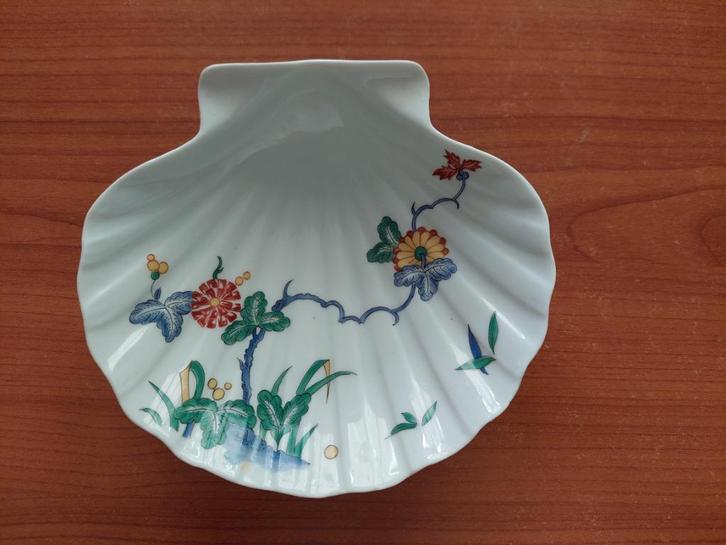 porselein van Parijs - schaaltje in vorm van schelp, Antiek en Kunst, Antiek | Schalen, Ophalen of Verzenden
