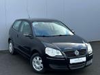Volkswagen Polo 1.2i 04/2006 135.000 km Garantie 12 maanden, Voorwielaandrijving, Testrit aan huis, Stof, Zwart