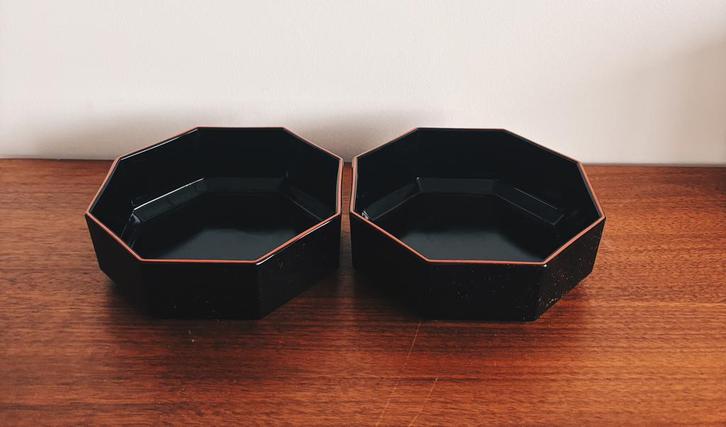 Set vintage 2 Arcoroc Octime schalen, Maison & Meubles, Cuisine | Vaisselle, Comme neuf, Balance ou Balances, Verre, Enlèvement ou Envoi