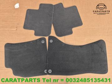 8K1863691F 8K0864450B Audi A5 Matten set A5 vloermatten A4 beschikbaar voor biedingen